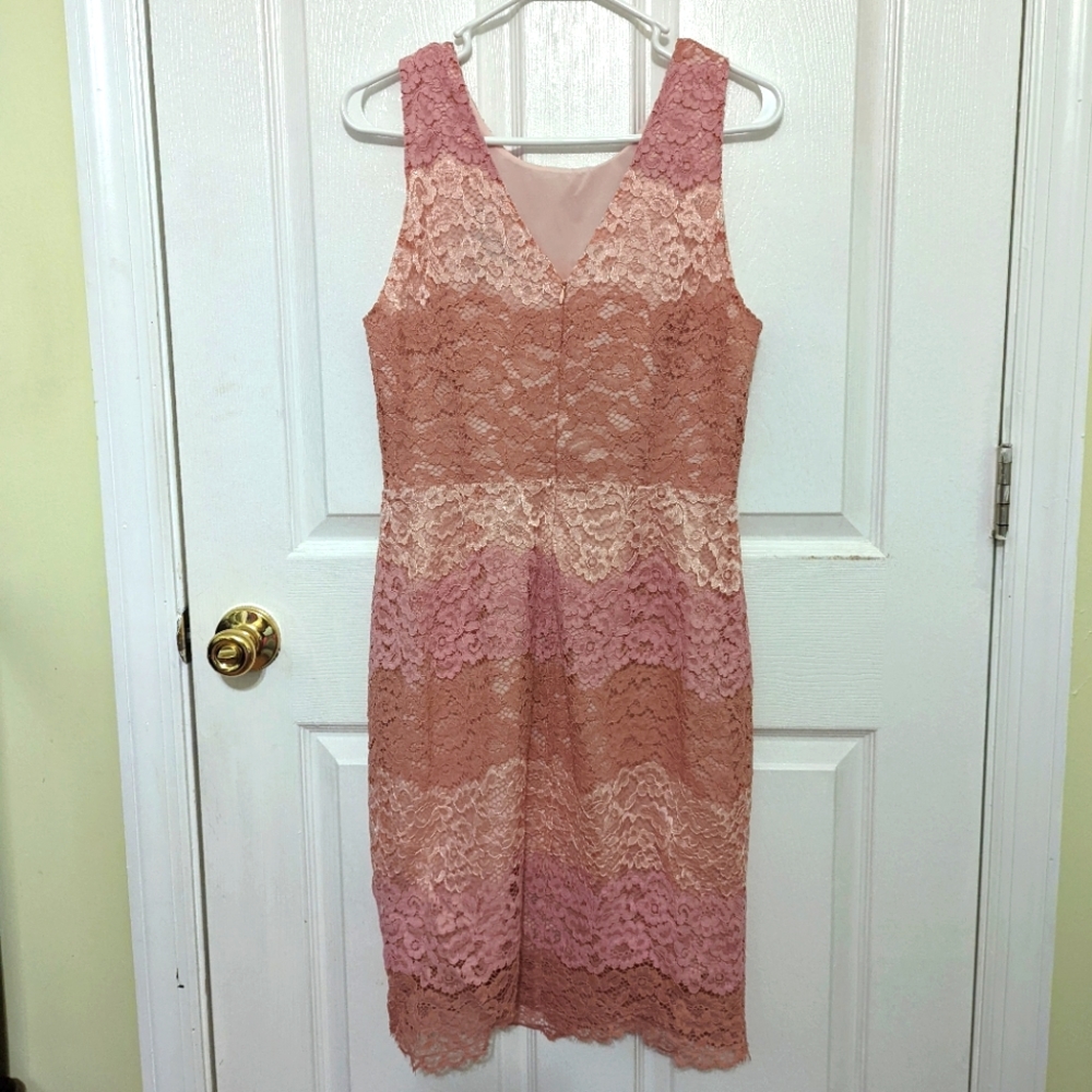 Tahari sleeveless dress